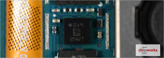 09-Samsung-Galaxy-S7-Teardown-Camera-Module-Optical-Image-Stabilzation