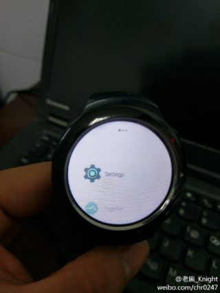 HTC Halfbreak smartwatch Android Wear 2.0