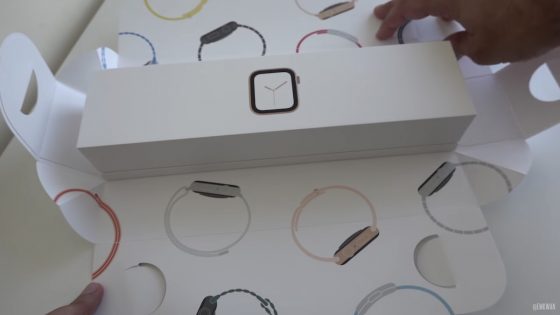 Apple Watch 4 opakowanie unboxing Apple Watch series 4