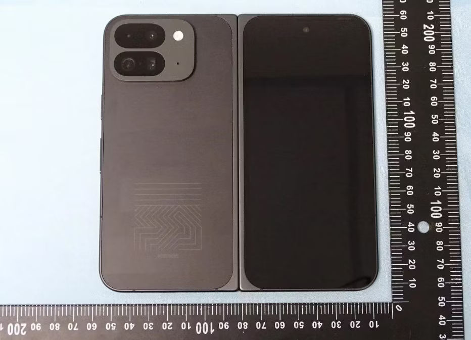 składany smartfon Google Pixel 9 Pro Fold zdjęcia na żywo