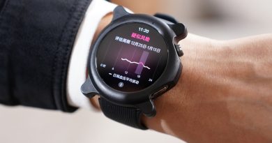 OnePlus Watch 3 na zdjęciu. Choć to smartwatch Oppo